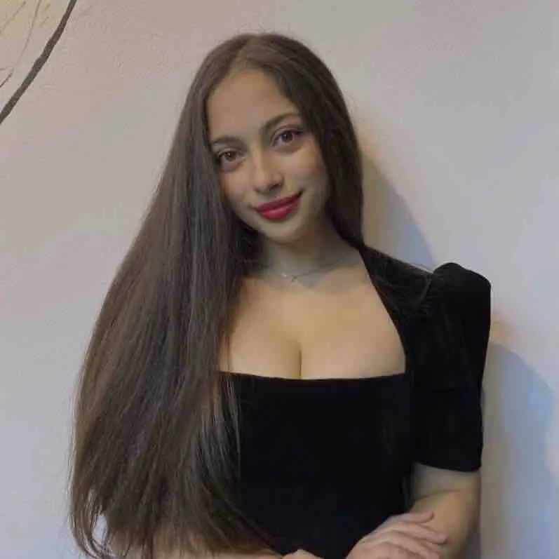 Севил Алиева | Сетка — социальная сеть от hh.ru