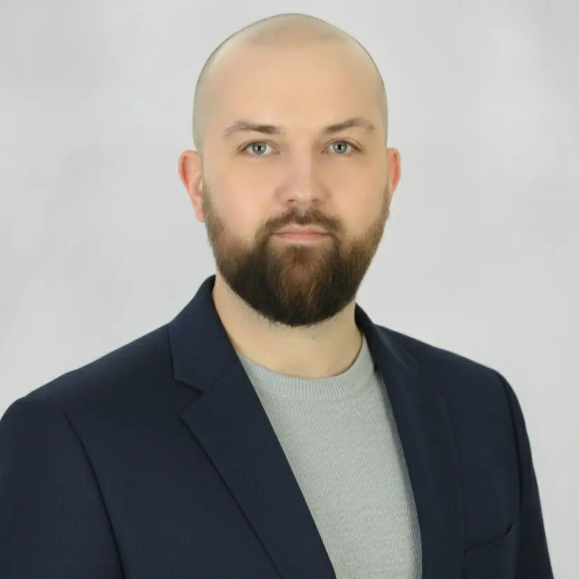 Максим Крайнюков