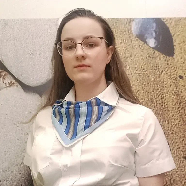 Лада Романова | Сетка — социальная сеть от hh.ru