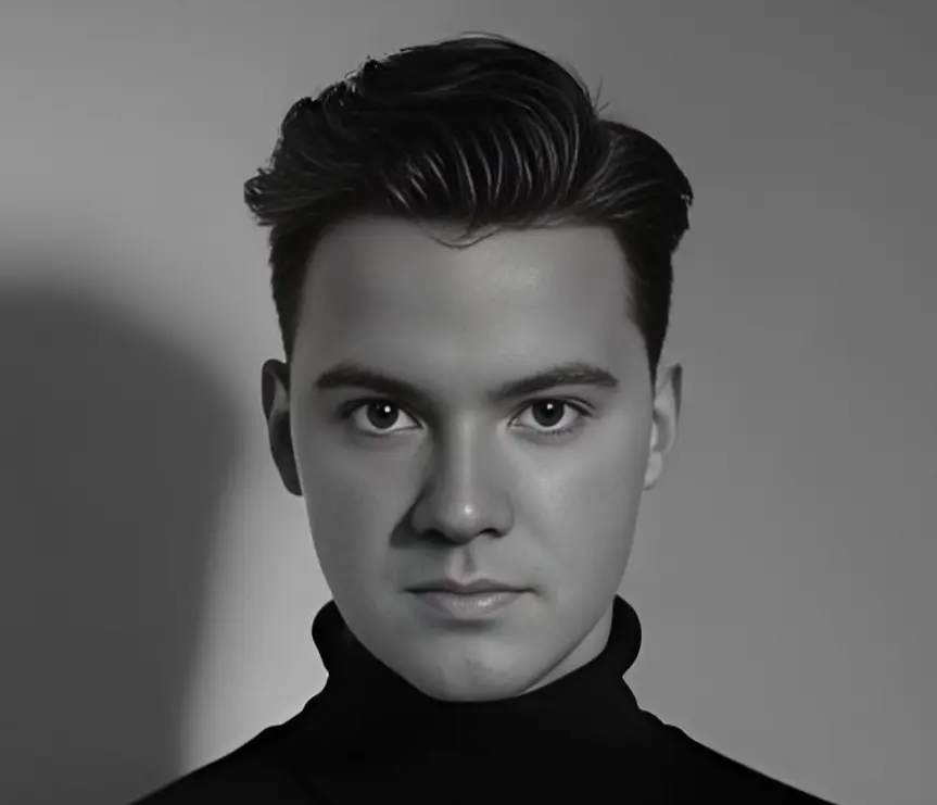 Алексей Тельнов