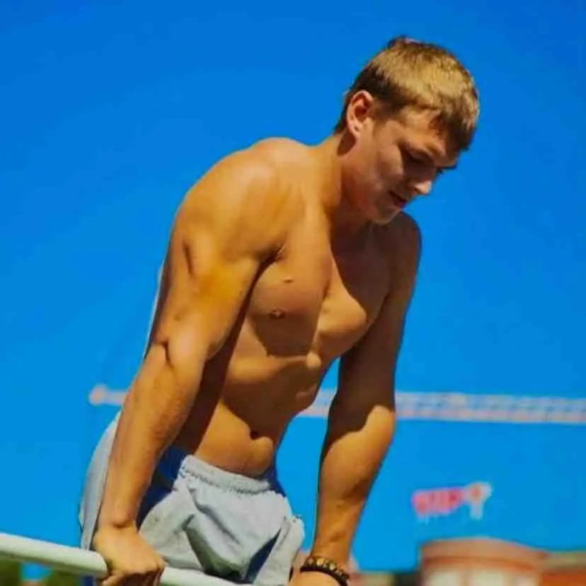 Александр Антипов