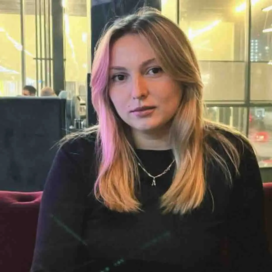 Аделина Воропаева