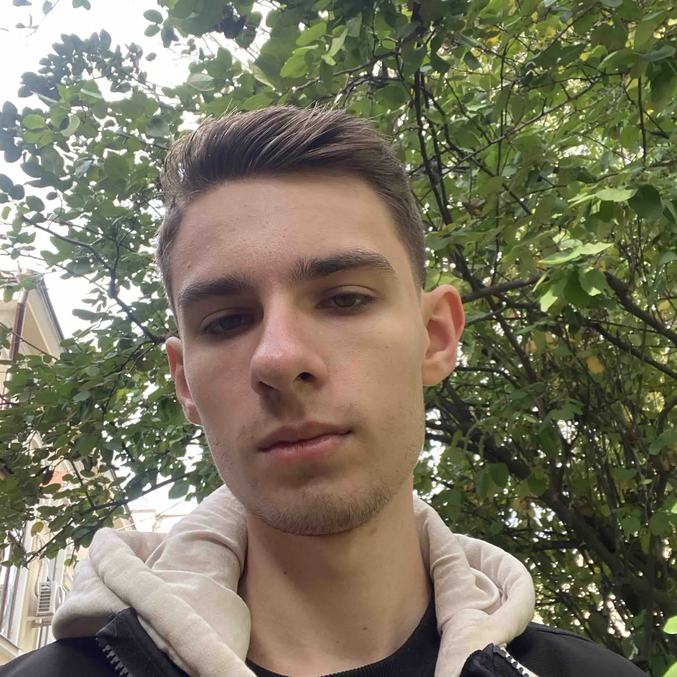 Глеб Колединов