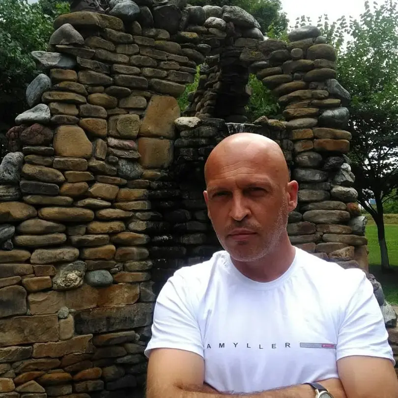 Дмитрий Елисеенко