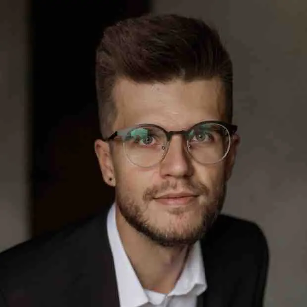 Максим Маколдин | Сетка — социальная сеть от hh.ru