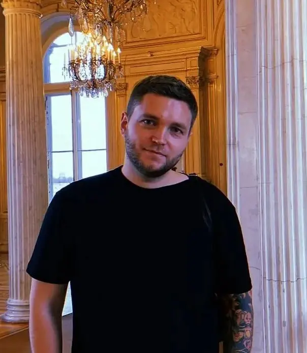 Антон Чесноков