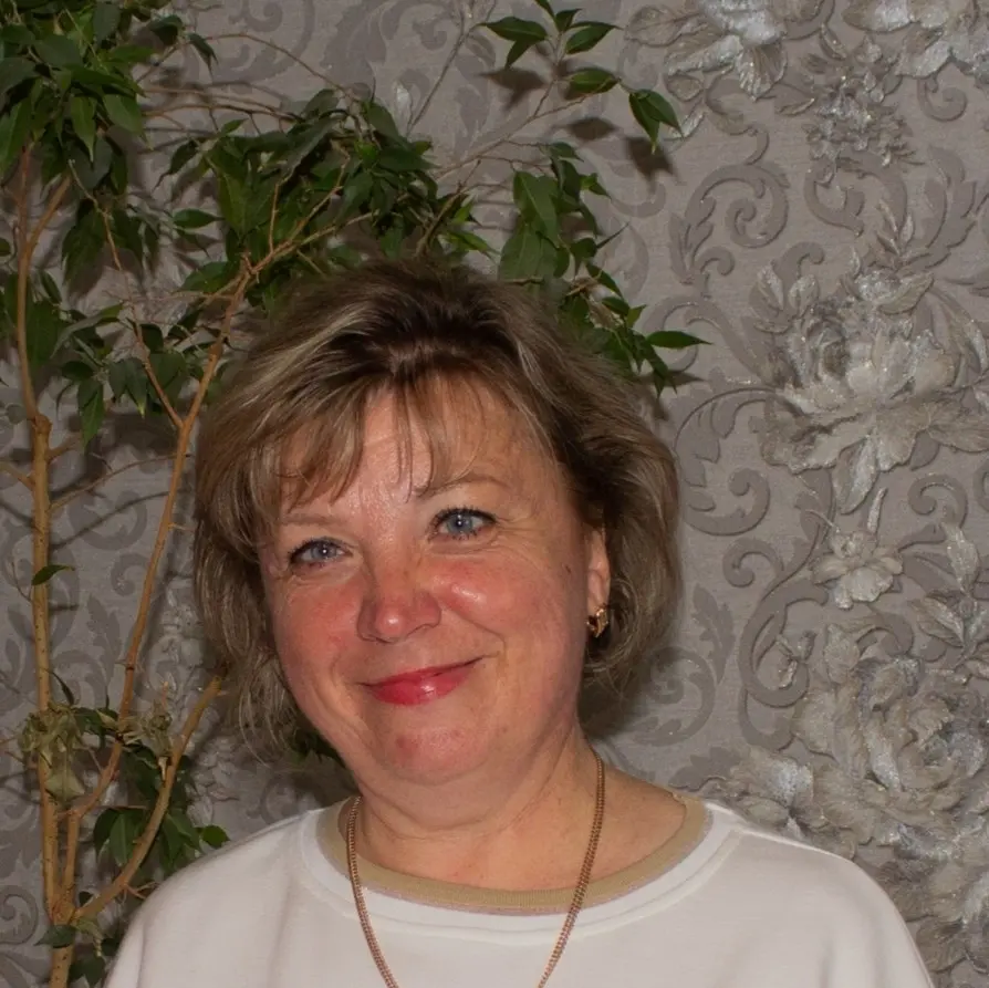 Елена Колесникова | Сетка — социальная сеть от hh.ru