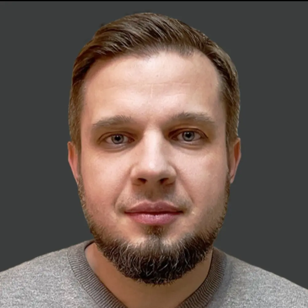 Денис Алёшенков
