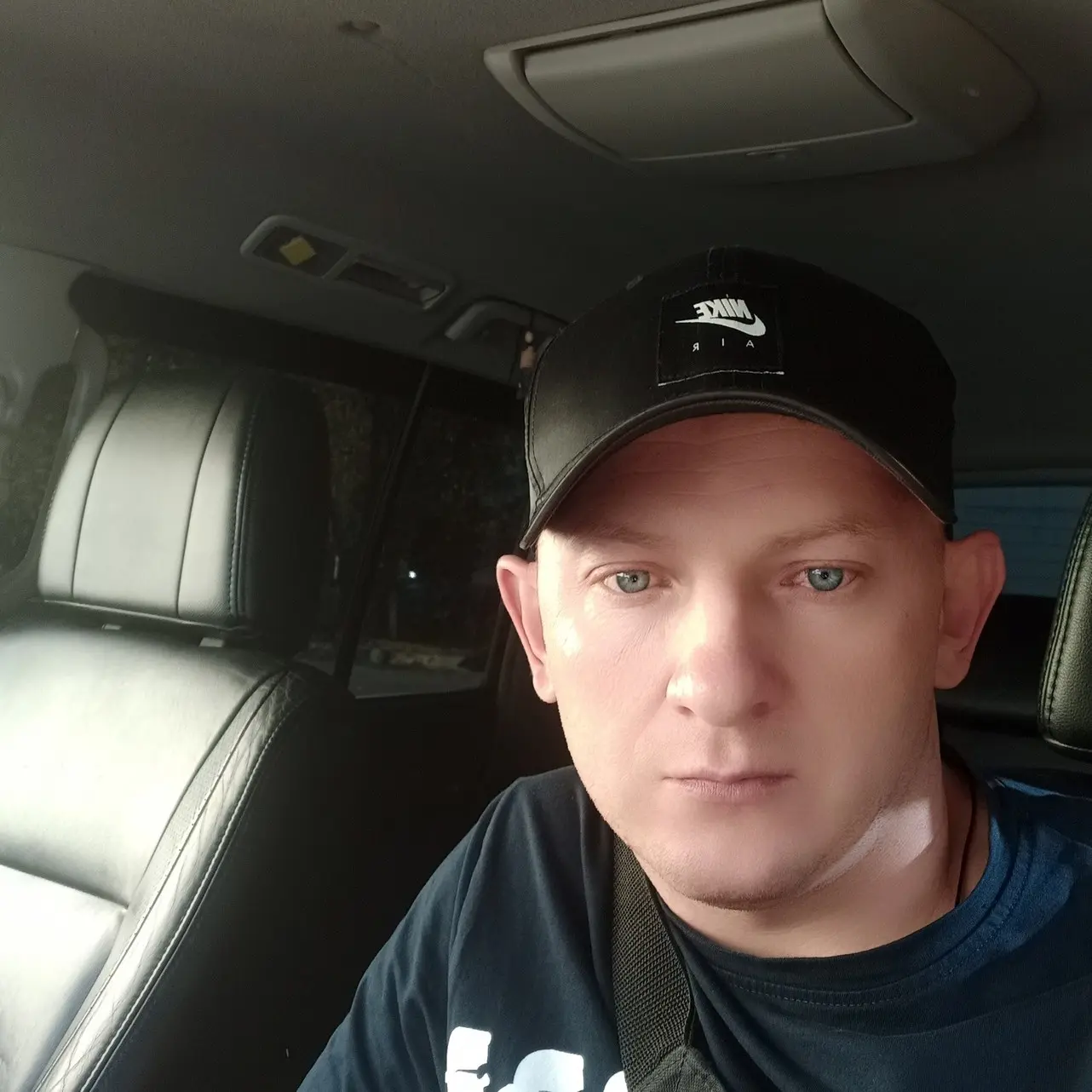 Юрий Голиков