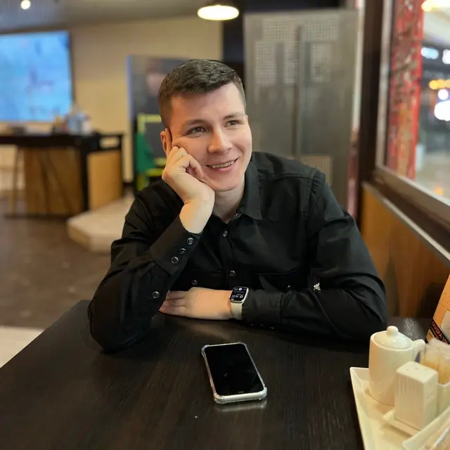 Илья Сколков | Сетка — социальная сеть от hh.ru