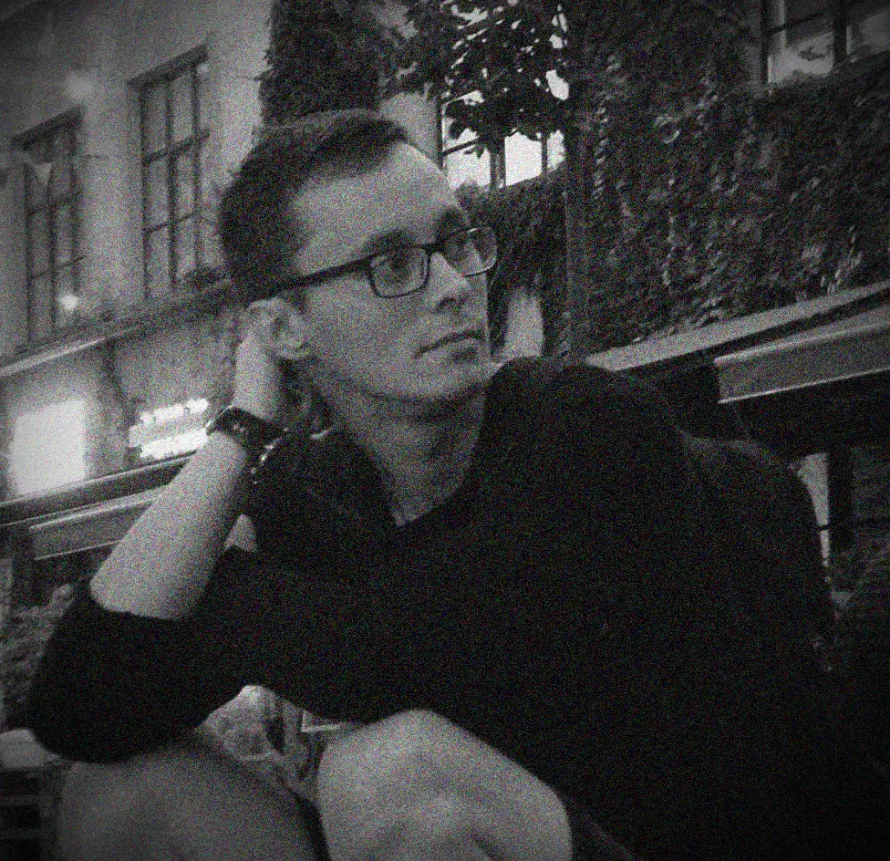 Андрей Тарасов