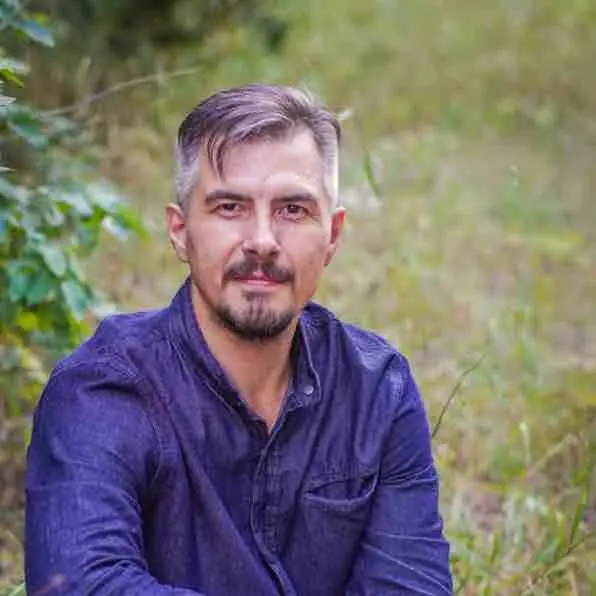 Олег Манойленко