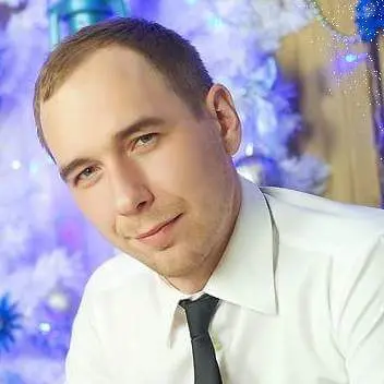 Борис Ларин
