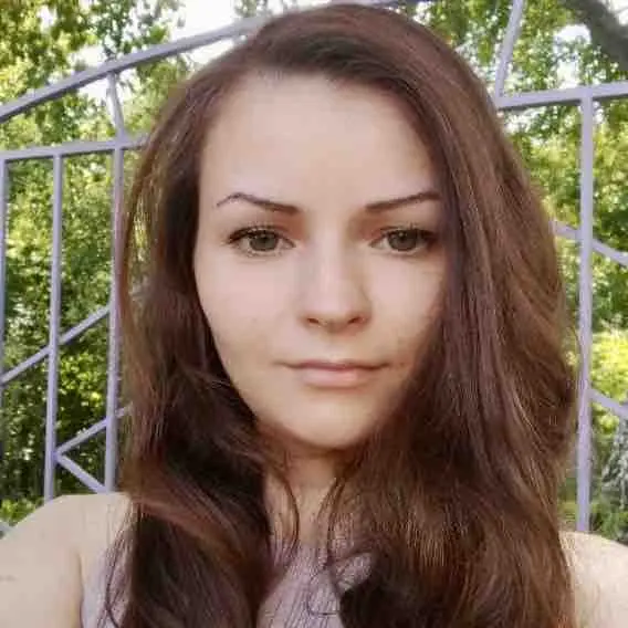Алена Токарева