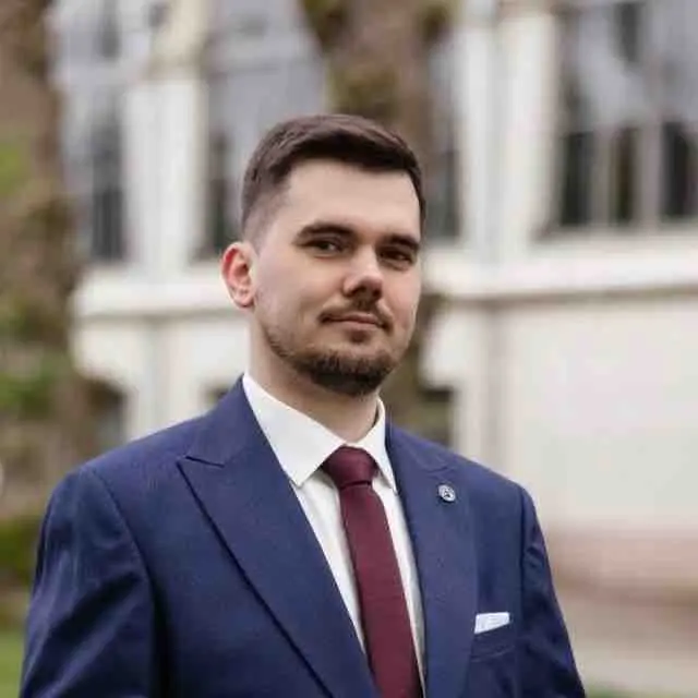 Сергей Соловьев