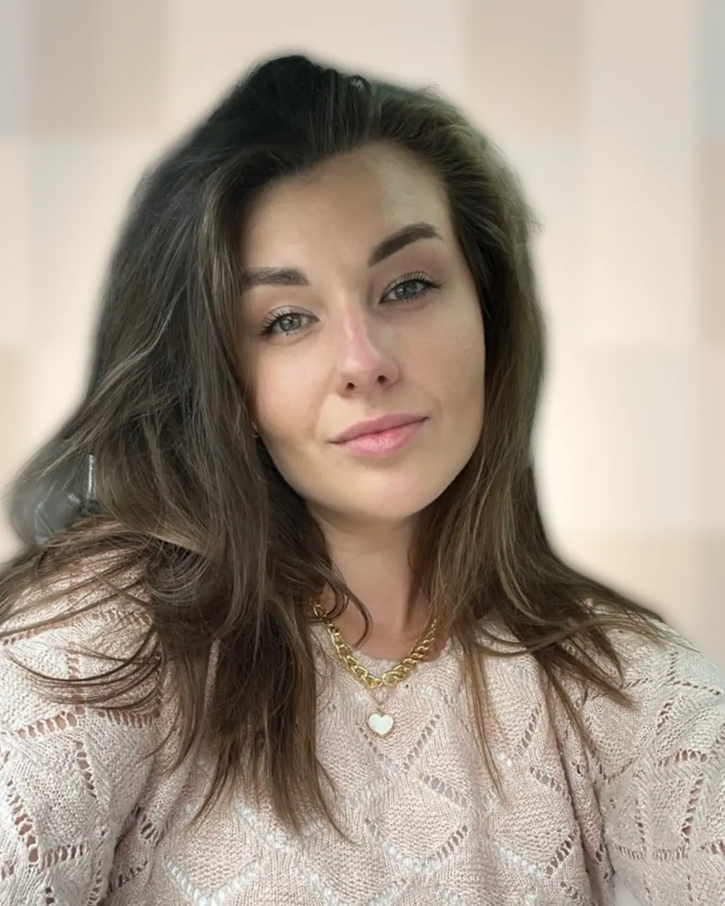 Анна Закатова