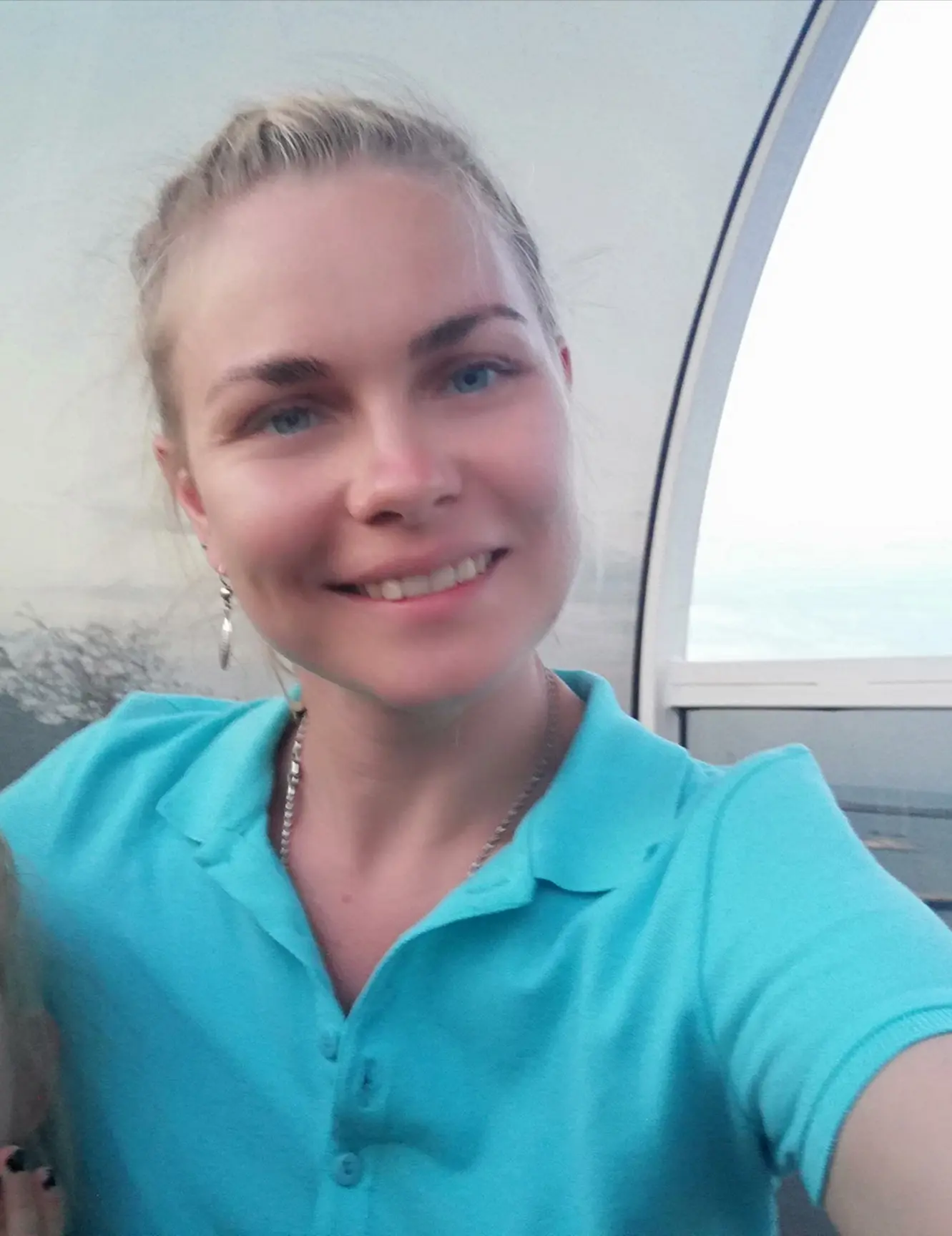 Елена Канцерова