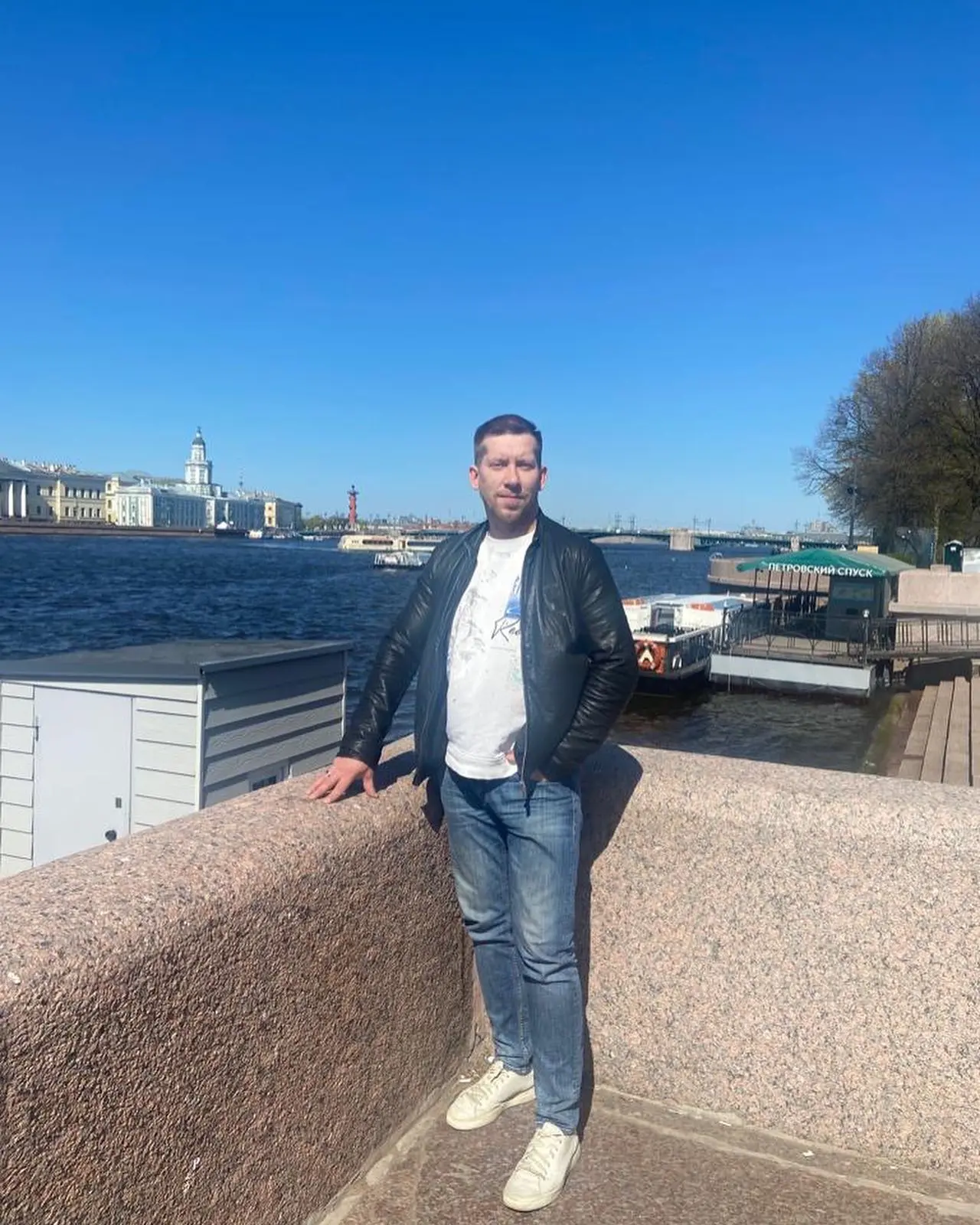 Юрий Константинов