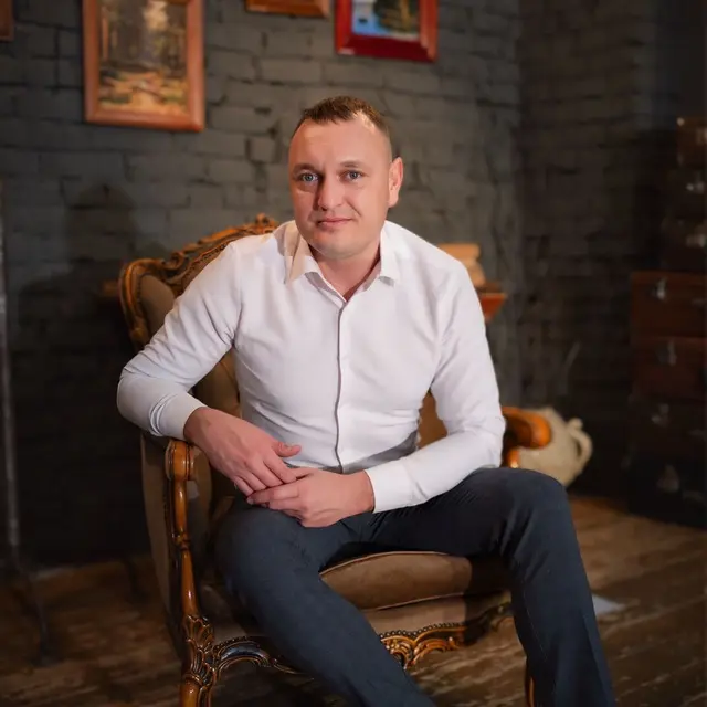 Антон Власов