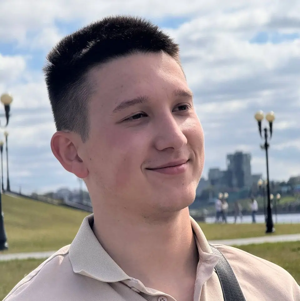 Данил Гарданов
