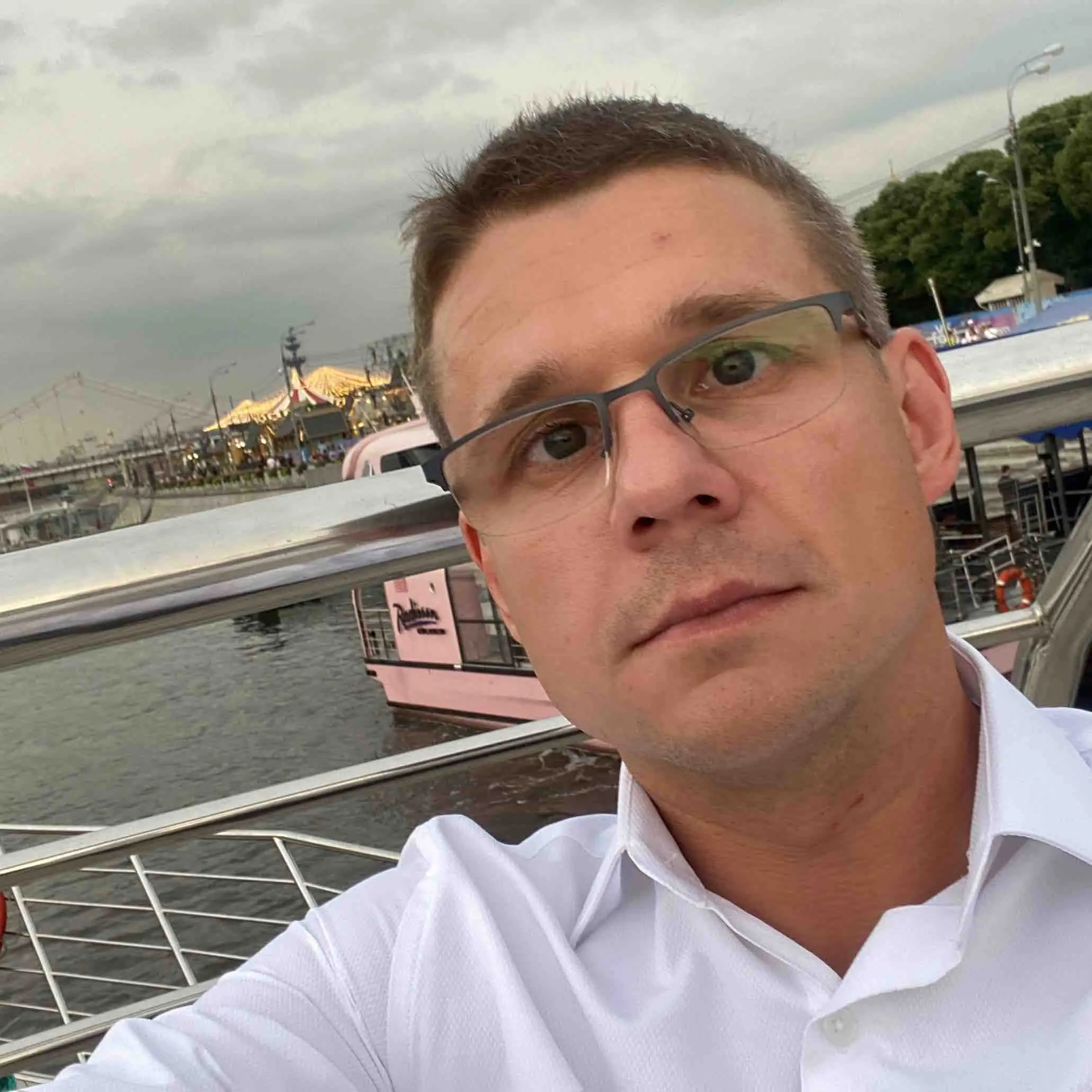 Петр Макаров