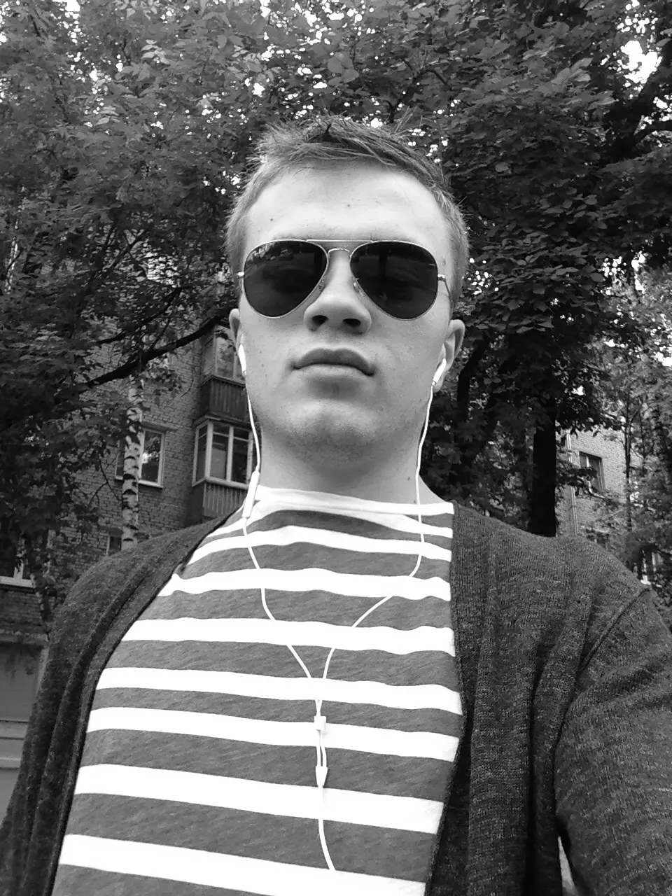 Виктор Белый
