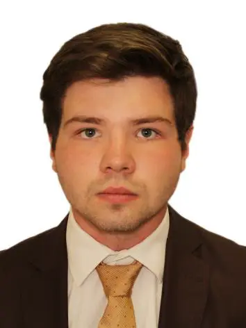 Руслан Николаев