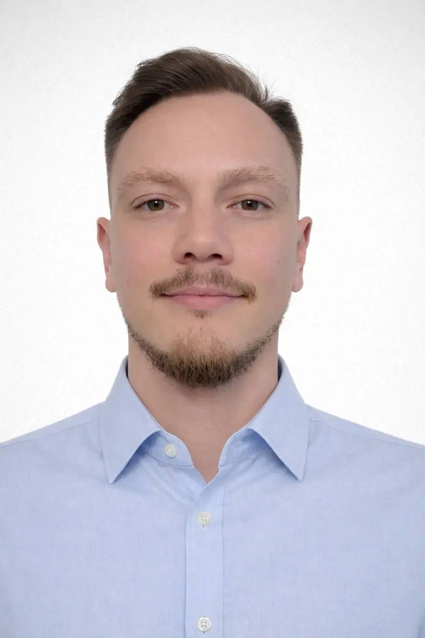 Роман Дузенко
