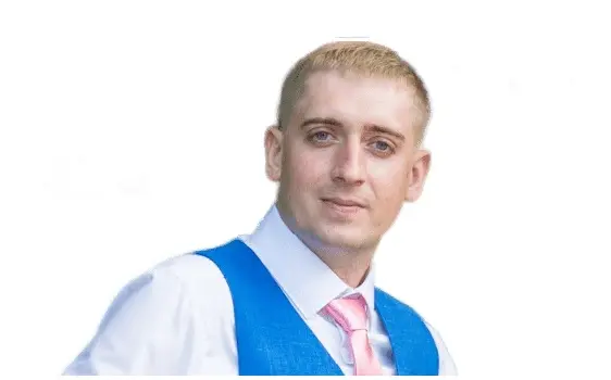 Андрей Колгашев
