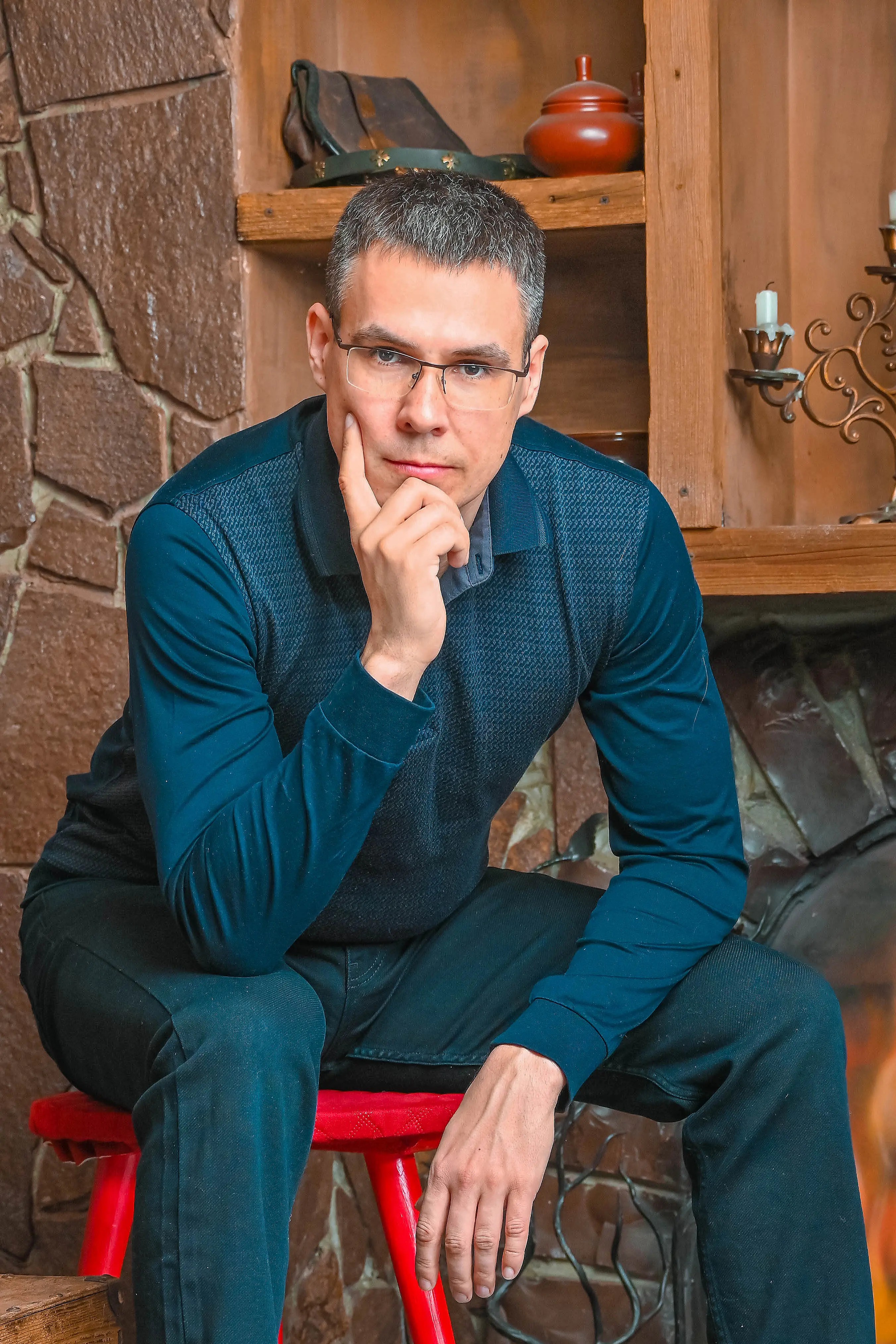 Алексей Толстых