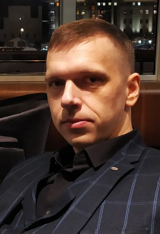 Антон Сафонов