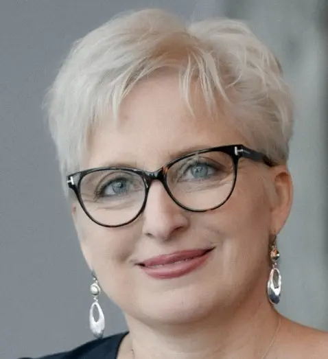 Марина Свечникова