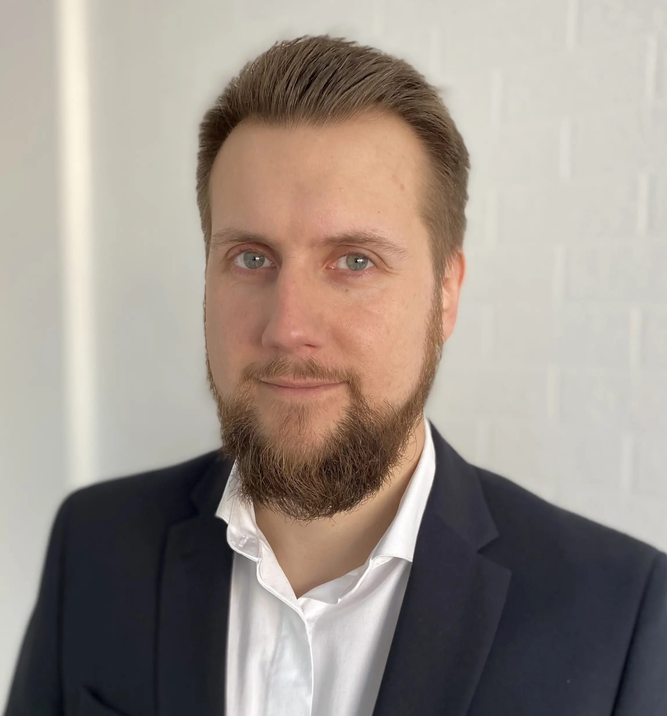 Александр Лобанов