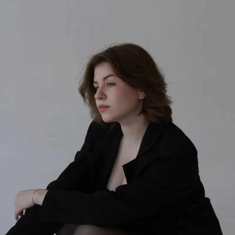 Арина Шестакова