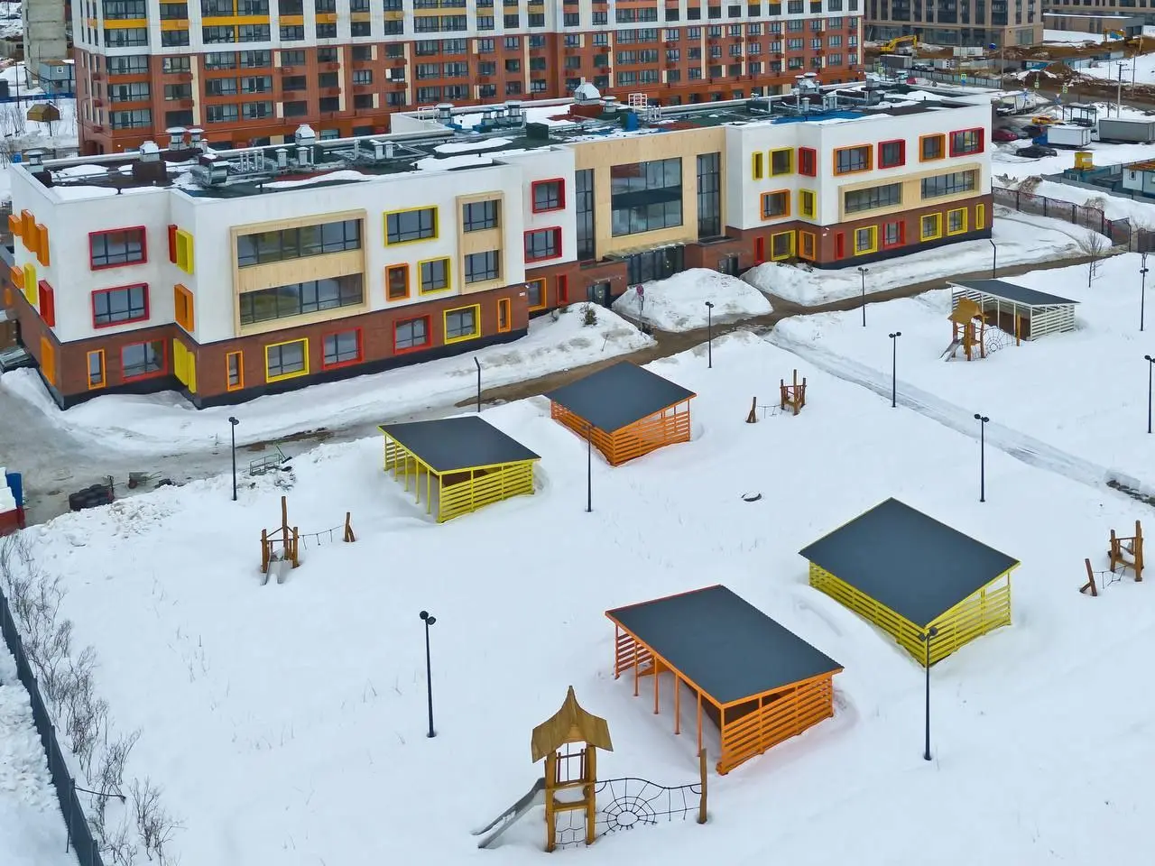 🎉 Детский сад на 300 мест в ЖК «1-й Донской» — открытие уже скоро!
Дорогие семьи с детьми! Отличная новость для тех, кто выбирает квартиру на юге Москвы 🏡
В ЖК «1-й Донской» готовится к открытию детск... | Сетка — социальная сеть от hh.ru