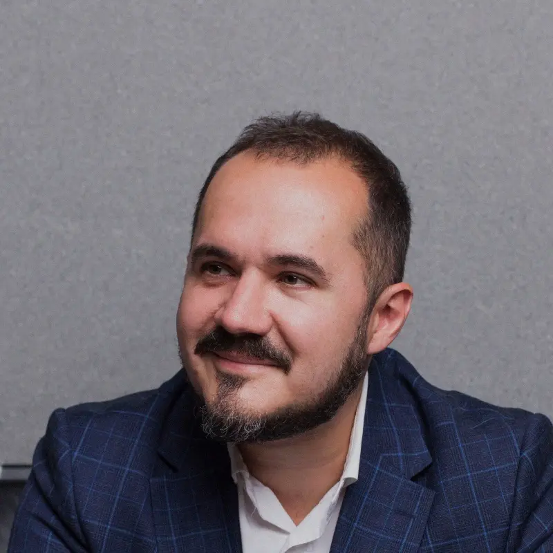 Мстислав Мартынюк | Сетка — социальная сеть от hh.ru