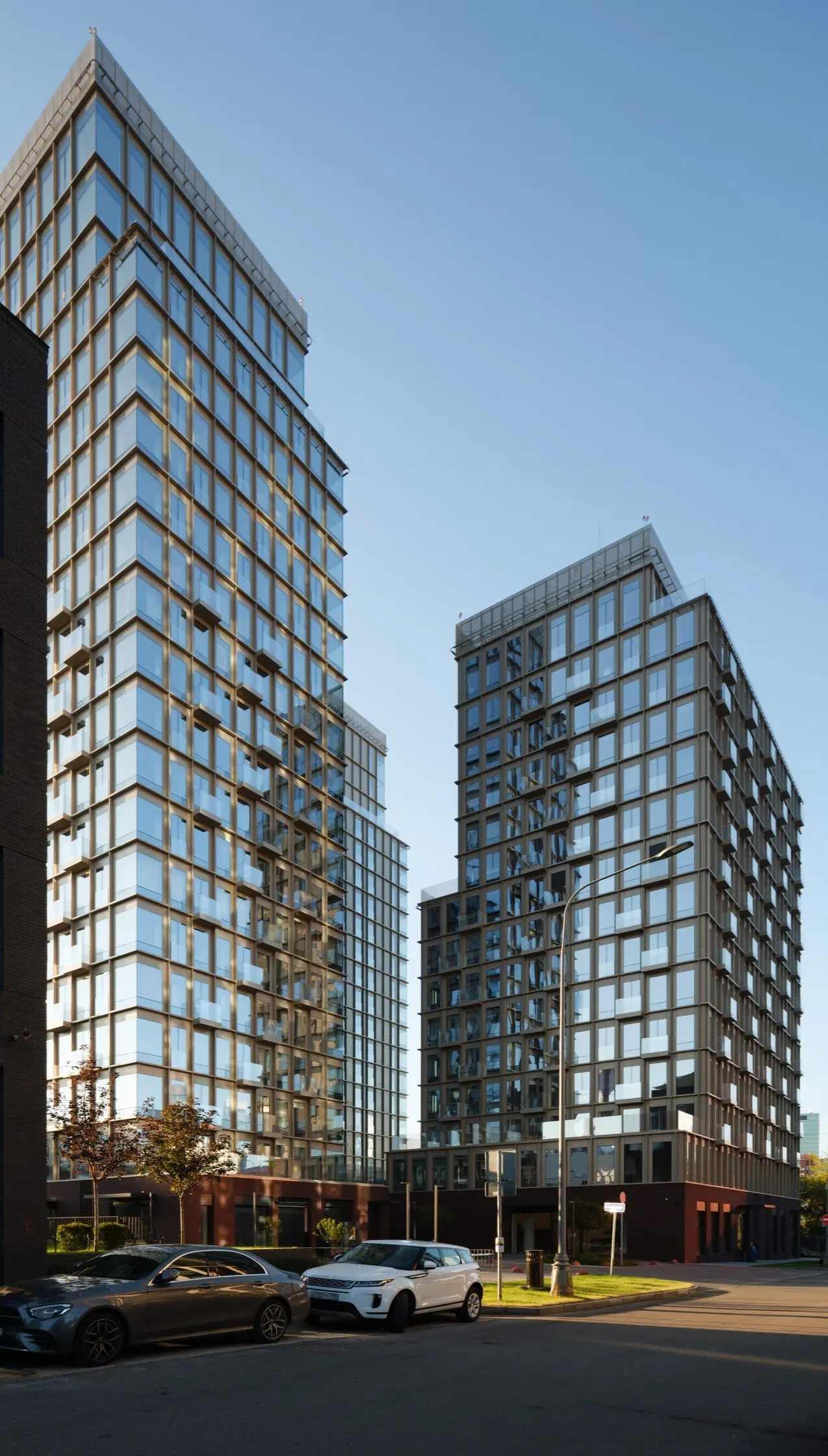 Стили в архитектуре: разбираем по шагам
МИНИМАЛИЗМ (minimalism, “тихий люкс”)
Продолжаем рубрику #стиливархитектуре | Сетка — социальная сеть от hh.ru