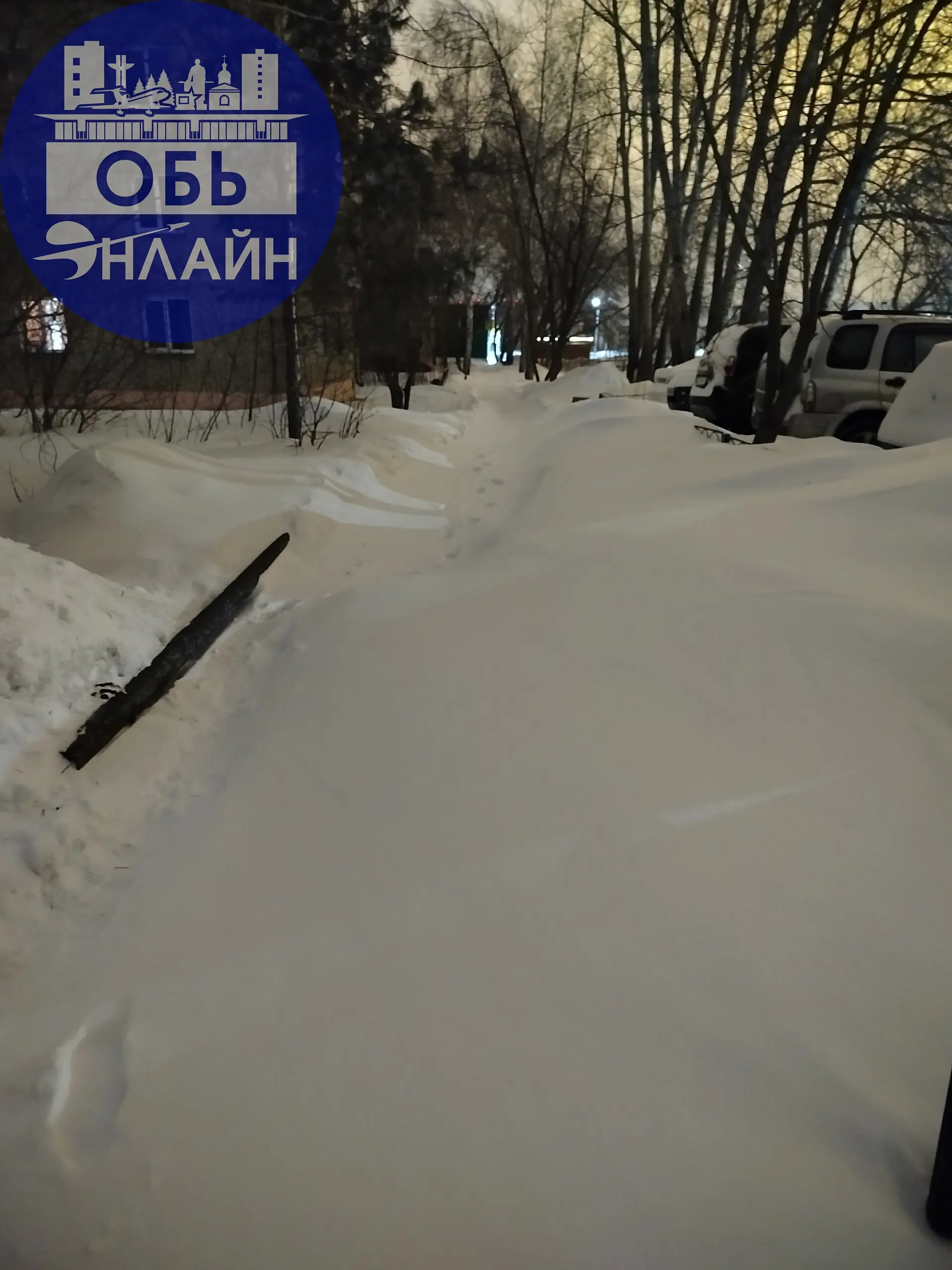 ↗ Ночью зима ❄️ весне 🌱 дала бой😱 на тропинках местами сугробы намело выше колен, машины в снегу ❄️❄️❄️ сегодня наверное будут пробки 🥶❄️😵‍💫
vk.ru
Подробнее на https://vk.com/ob | Сетка — социальная сеть от hh.ru