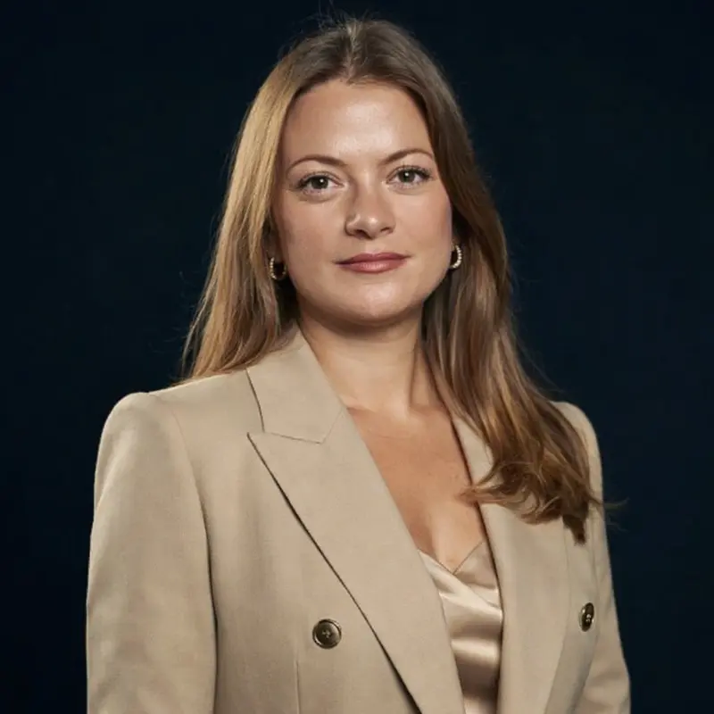 Полина Леонова