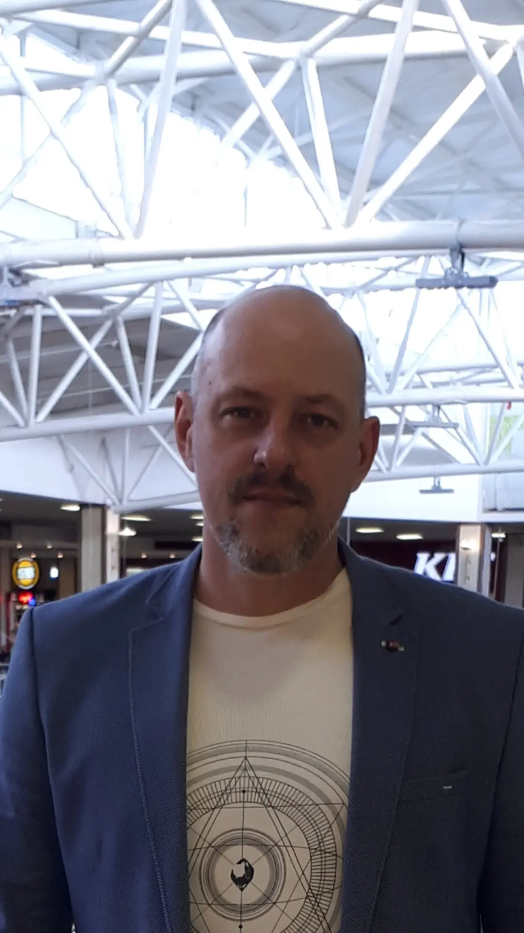 Роман Марченко