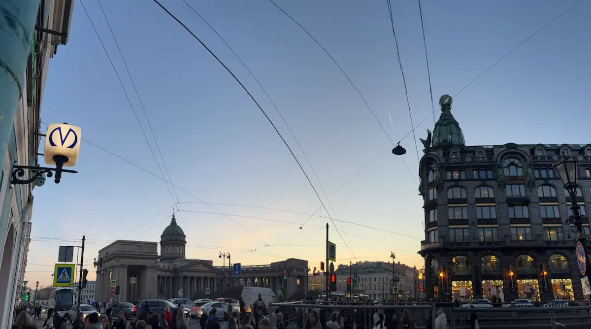 Санкт-Петербург готов к лету ✨🌙 | Сетка — социальная сеть от hh.ru