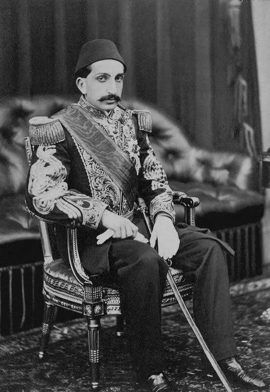 Османский падишах решил принизить Россию
Весной 1850 года султан Абдул-Меджид задумал устроить политическое представление | Сетка — социальная сеть от hh.ru