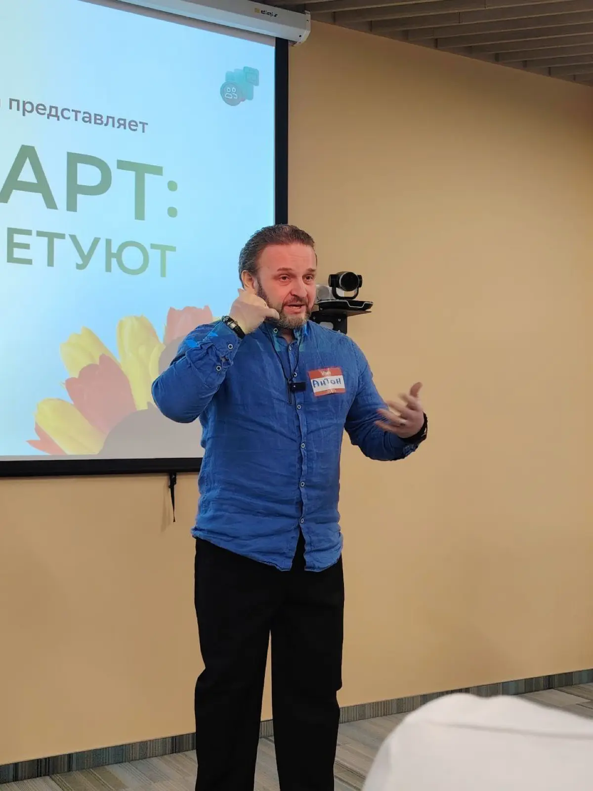 Код перехода: почему одни после краха встают, а другие исчезаю
Я тебя поздравляю Да-да, я обращаюсь сейчас к тебе.
К тому, кто сидит в руинах собственной жизни. Отношения рассыпались | Сетка — социальная сеть от hh.ru