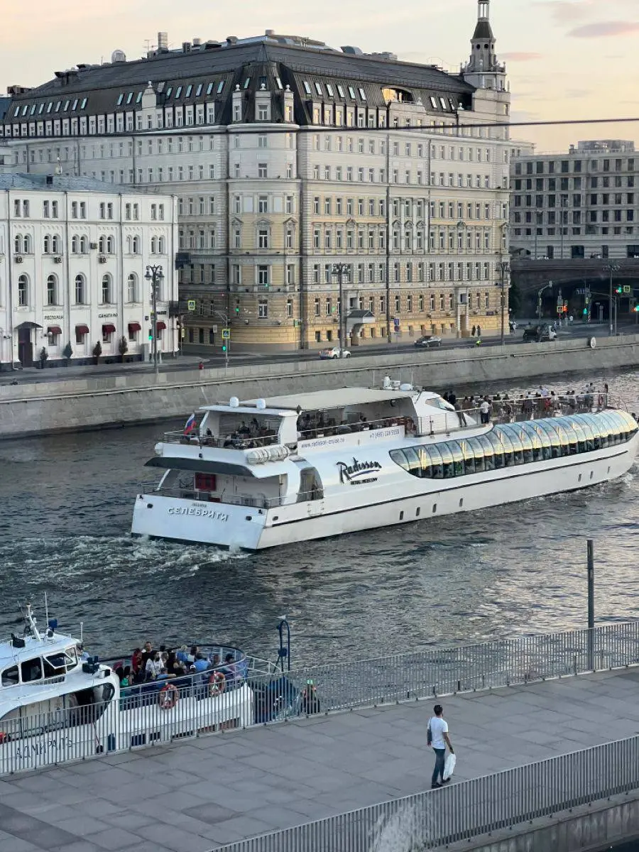 🛥️ Катание на теплоходе по Москве-реке от 99₽
📍От Лужников до Зарядья
Билеты на сайте
📍От Лужников до Сити
Билеты на сайте
📍От Сити до Зарядья
Билеты на сайте
📍От Зарядья до Сити
Билеты на сайте
▫️Цен... | Сетка — социальная сеть от hh.ru