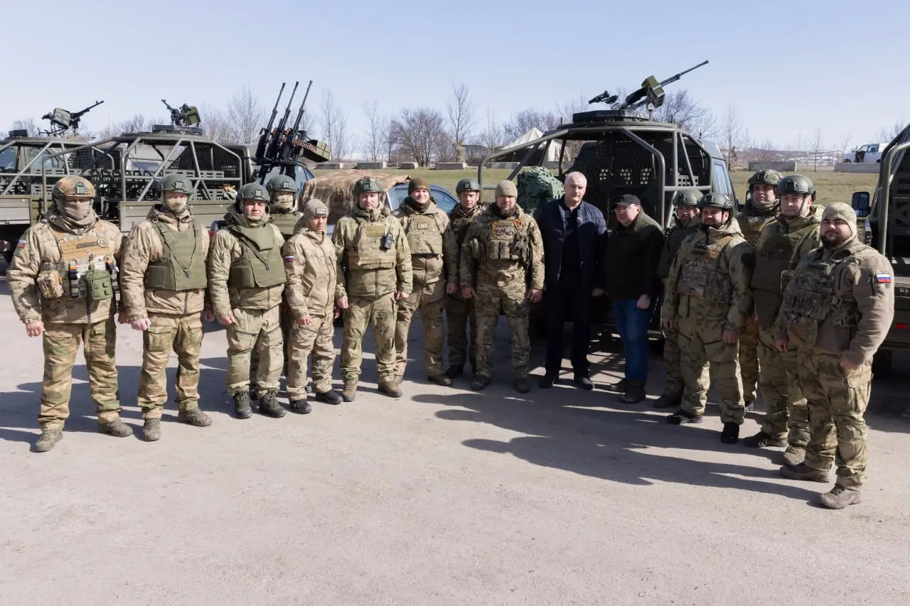 О надежных и правильных людях, которые в дни Крымской весны встали на защиту родной земли и сегодня охраняют ее рубежи | Сетка — социальная сеть от hh.ru