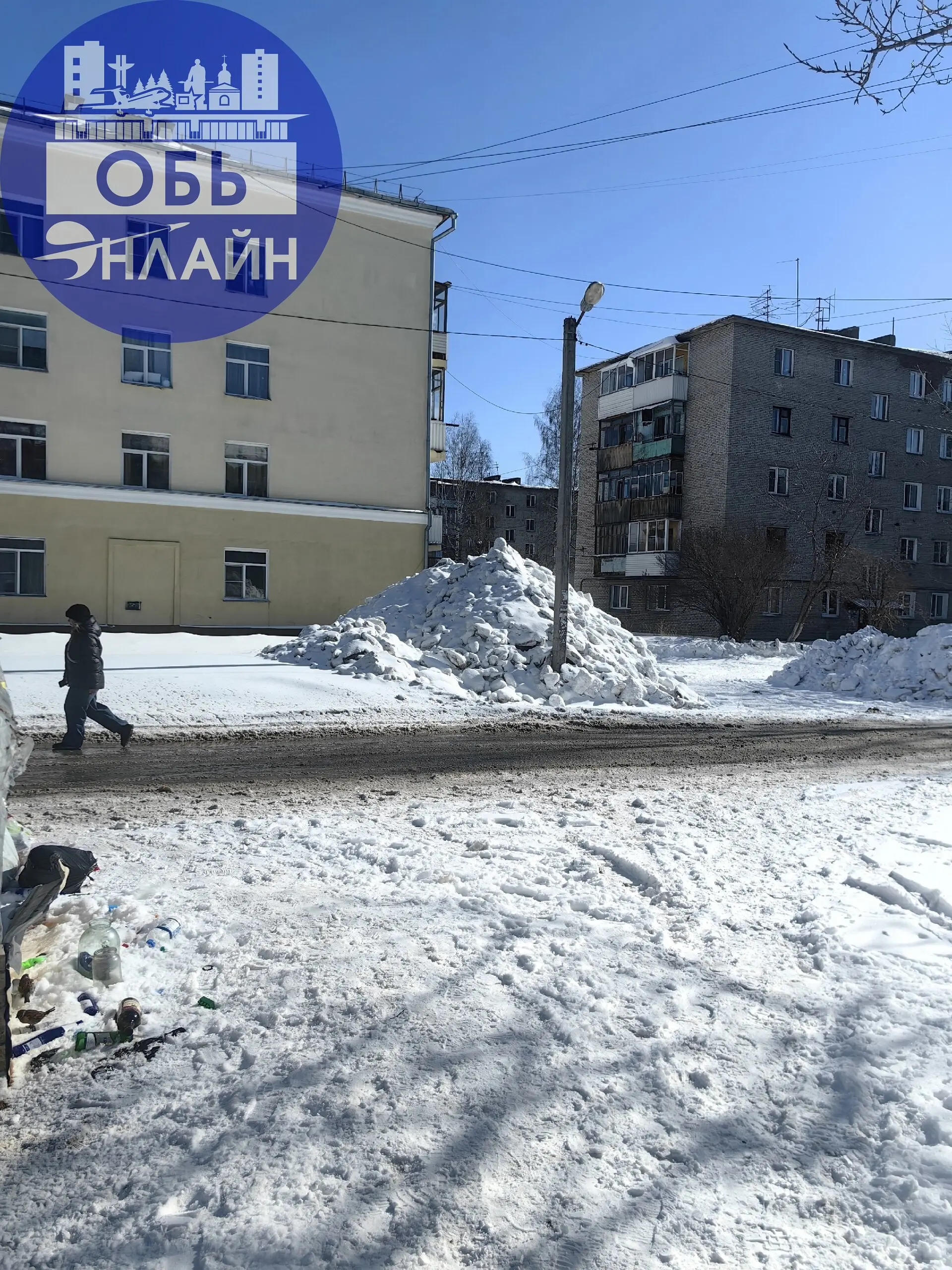 ↗ У нас теперь в Оби и полигон для снега, почти в центре города👍
Кучки не маленькие, высота с 1 этаж..
Через пару недель поплывём
Молодцы рабочие
vk.ru
Подробнее на https://vk.com/ob | Сетка — социальная сеть от hh.ru