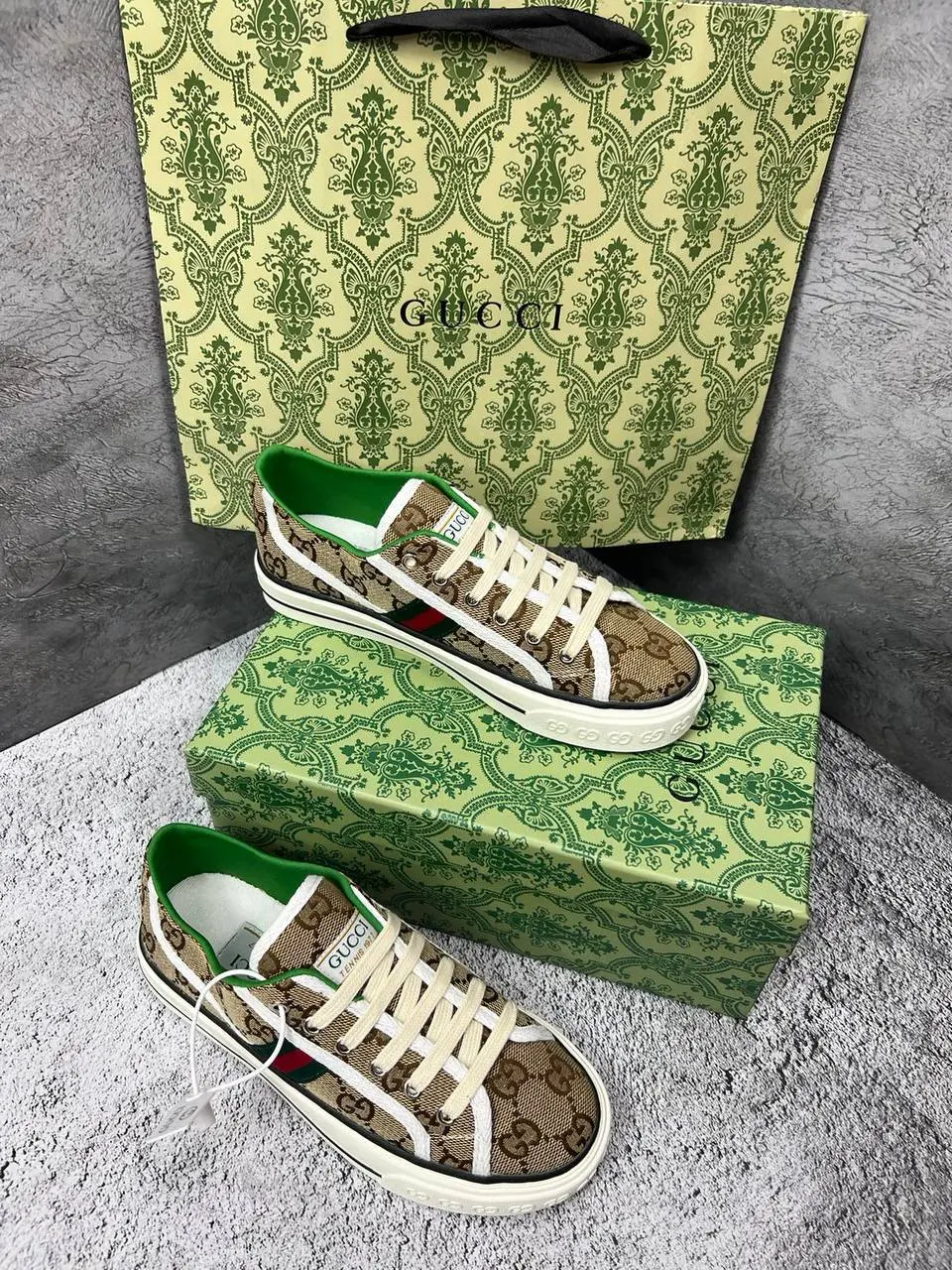 ▪️В наличии 36-41 размеры
▪️Цена 8.500₽
▪️Доставка-примерка по Москве
▪️ @byMarybelle
▪️Отправка в регионы ✈️ в этот же день | Сетка — социальная сеть от hh.ru