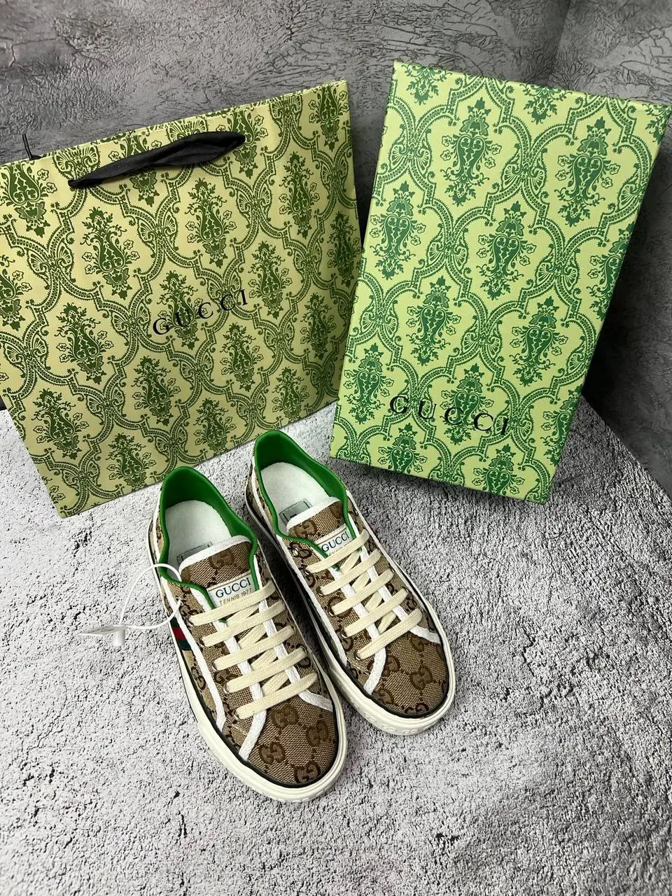 ▪️В наличии 36-41 размеры
▪️Цена 8.500₽
▪️Доставка-примерка по Москве
▪️ @byMarybelle
▪️Отправка в регионы ✈️ в этот же день | Сетка — социальная сеть от hh.ru