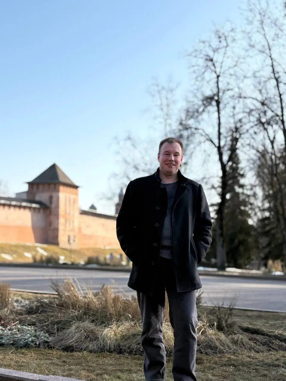 Всем салют! На связи Родион
Если мы еще не пересекались — давайте исправлять!
В медийке я уже 12-й год, но тут друзья решили устроить мне движ и записали на конкурс блогеров ПФО РСО | Сетка — социальная сеть от hh.ru