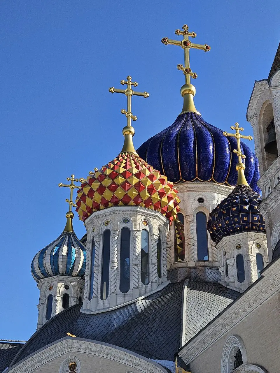 В свои 4 выходных часа вывела себя в лес☀️
Фото с запахом елового леса, легким ароматом дымка и звуком уже рыхлого снега под ногами 💫 | Сетка — социальная сеть от hh.ru